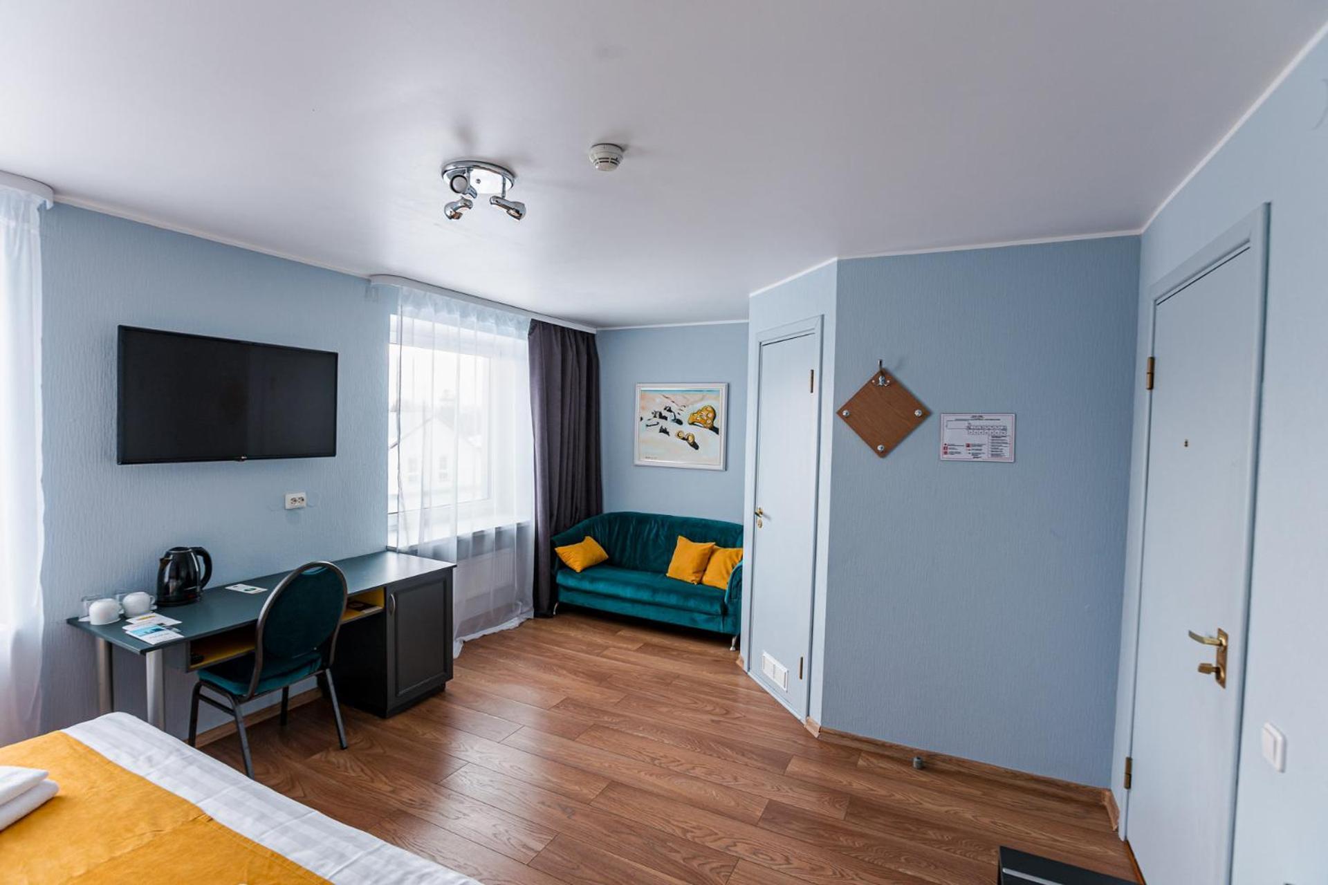 Inger Hotell Narva Exteriör bild