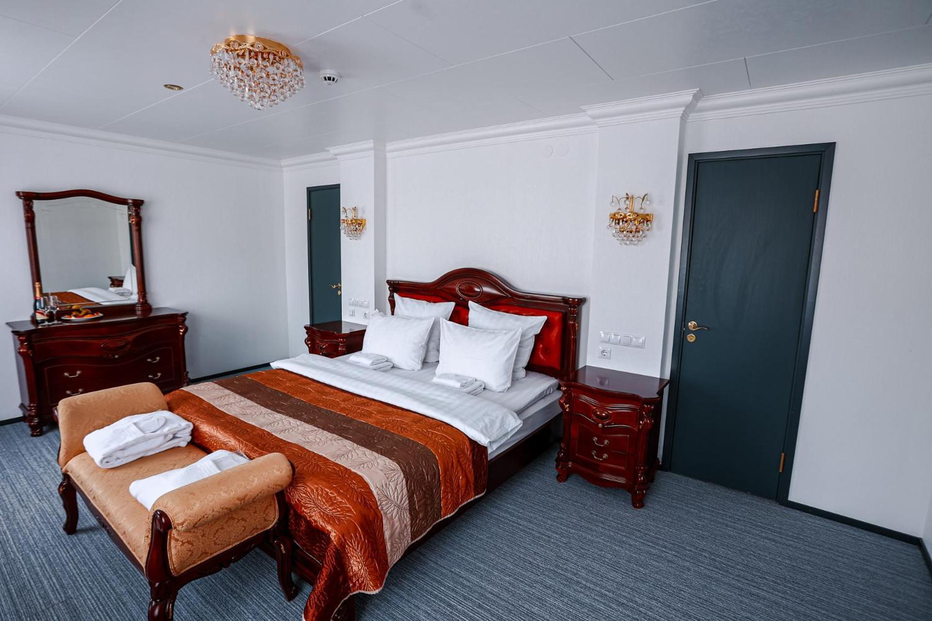 Inger Hotell Narva Exteriör bild